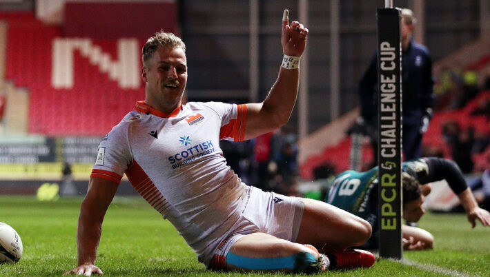 Road win secures European knockouts