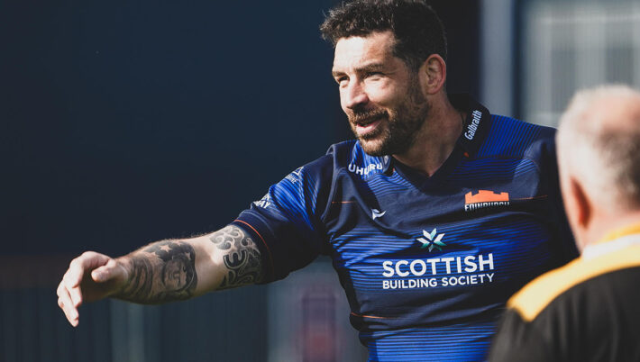 “It’s harder than it looks!” – Edinburgh legends lace up for Walking Touch pilot